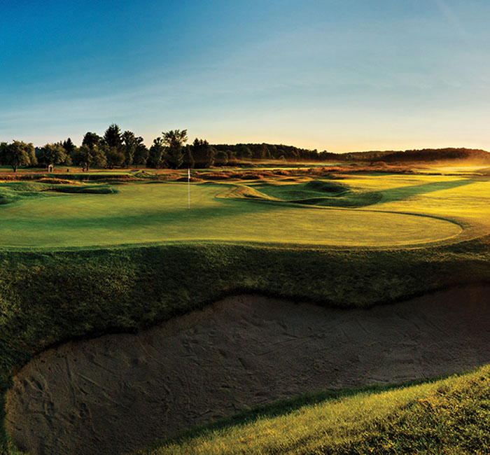 One-Night Golf Package (Fall)