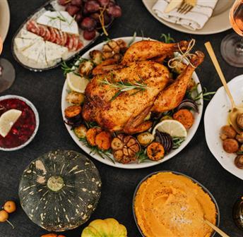 Thanksgiving Buffet at Aerie Restaurant & Lounge