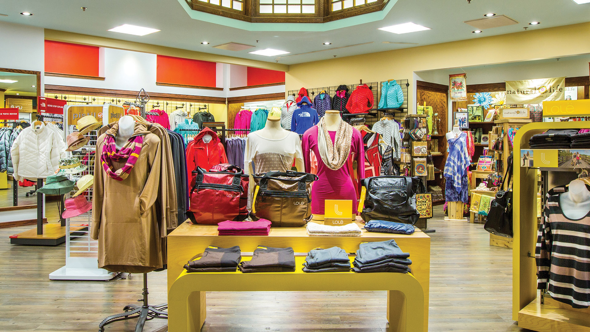 Nike shop traverse outlet